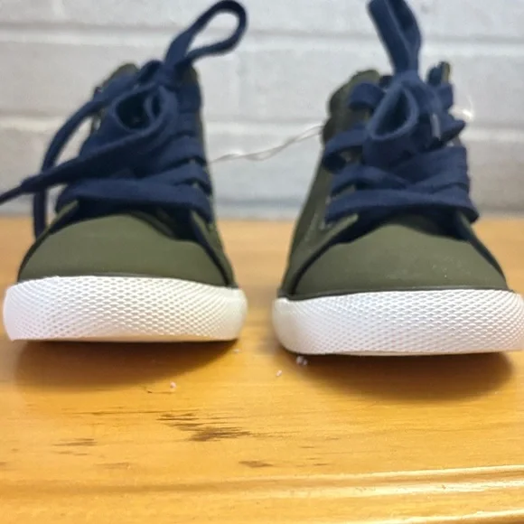 Cat & Jack Little Kids Green and Blue High Top Sneakers Size 8 - Picture 2 of 8